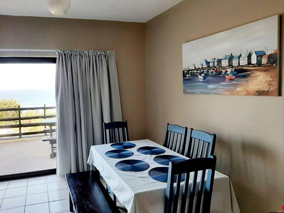 3 Bedroom Sea-Front Apartment