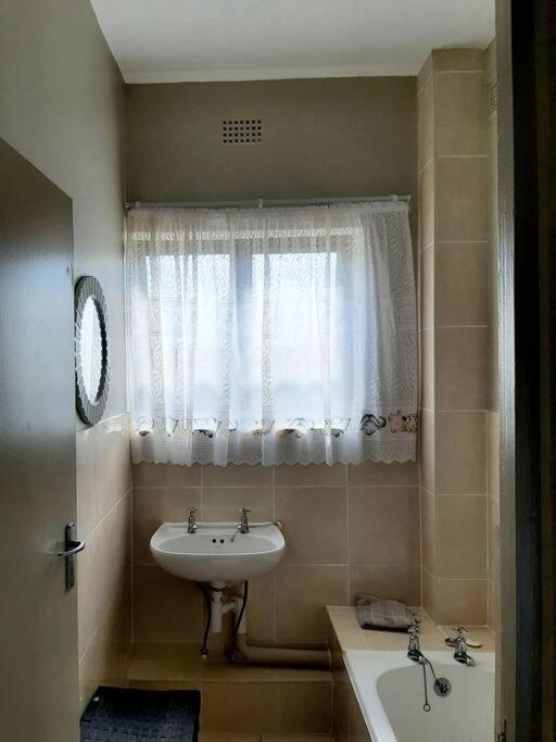 3 Bedroom Sea-Front Apartment