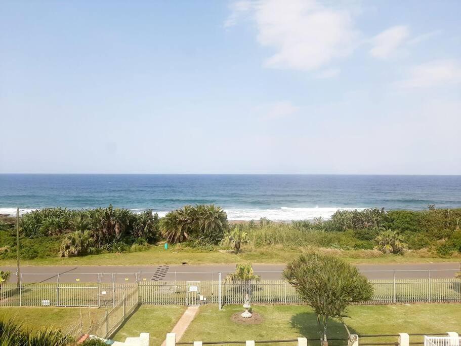 3 Bedroom Sea-Front Apartment